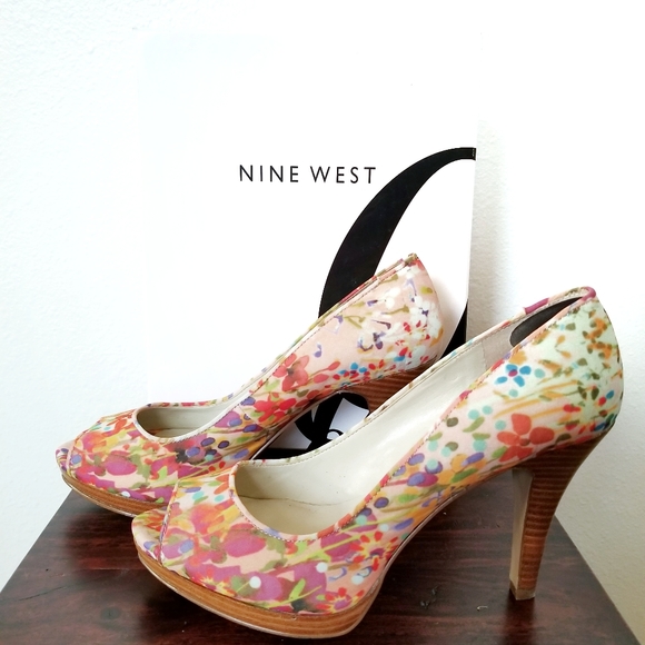 Nine West Watercolor Floral Heels - Picture 1 of 6